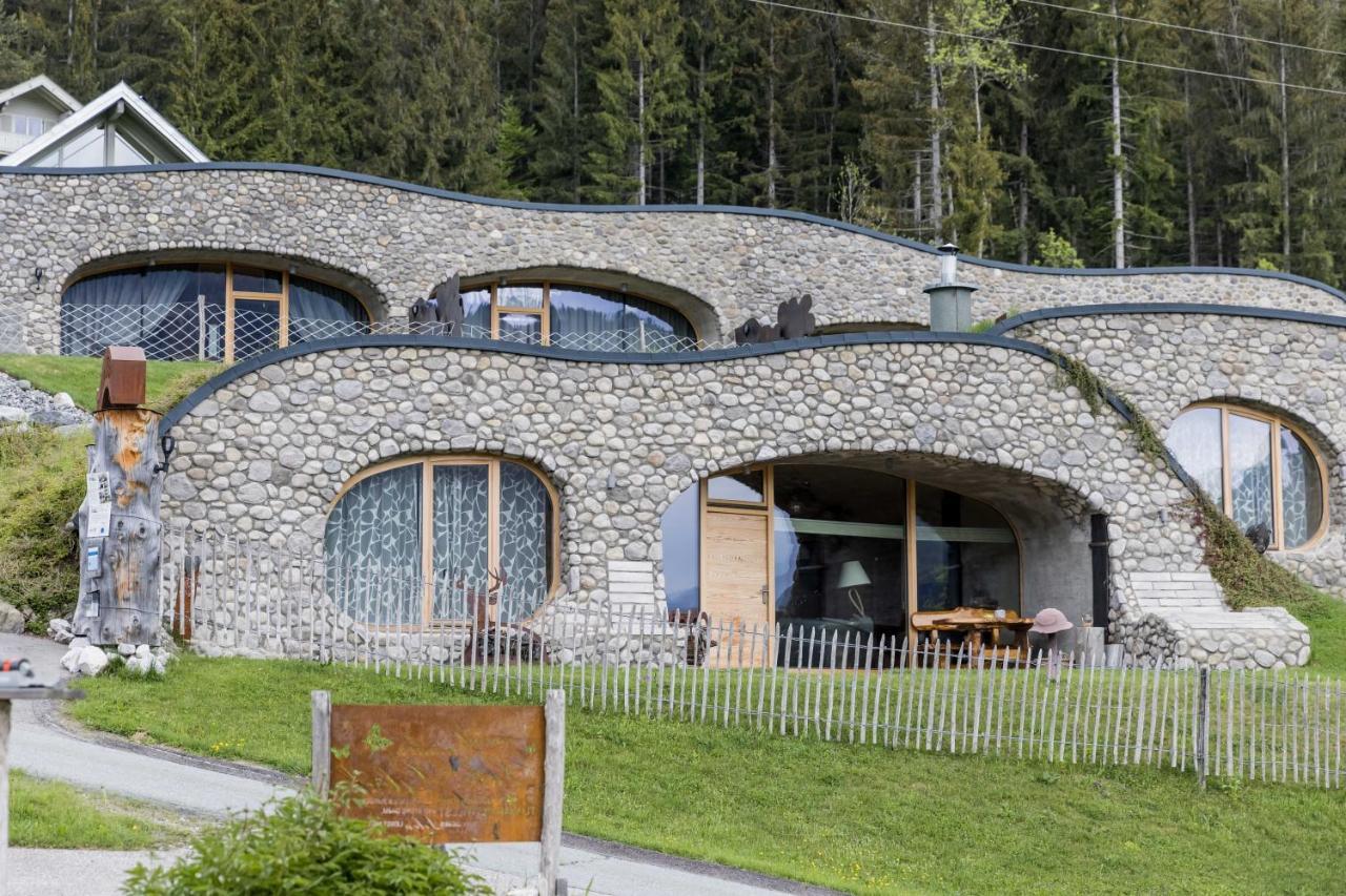 Erdhaeuser Und Apartments Mit Seeblick Und Alleinlage Weissensee Exterior foto